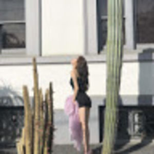 Meet your Posher, Minna